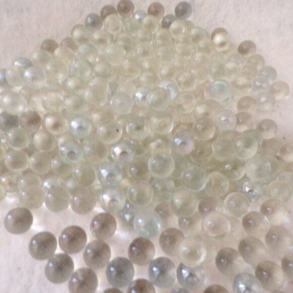 4 lbs GLASS MARBLES AQUARIUM STONES Discs Vase Fillers Glass Gems Clear - Picture 1 of 4